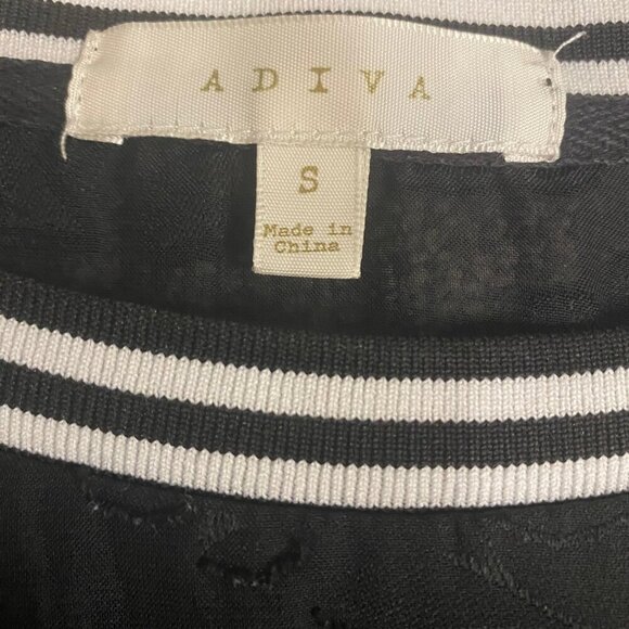 Adiva Black Jacquard Textured Short Sleeve Top – Size S - Picture 6 of 7